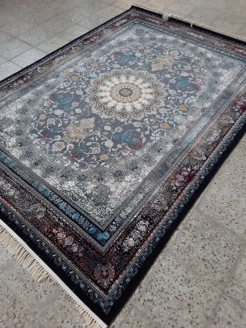 انواع فرش محشر کد080|فرش|قم, نیروگاه|دیوار