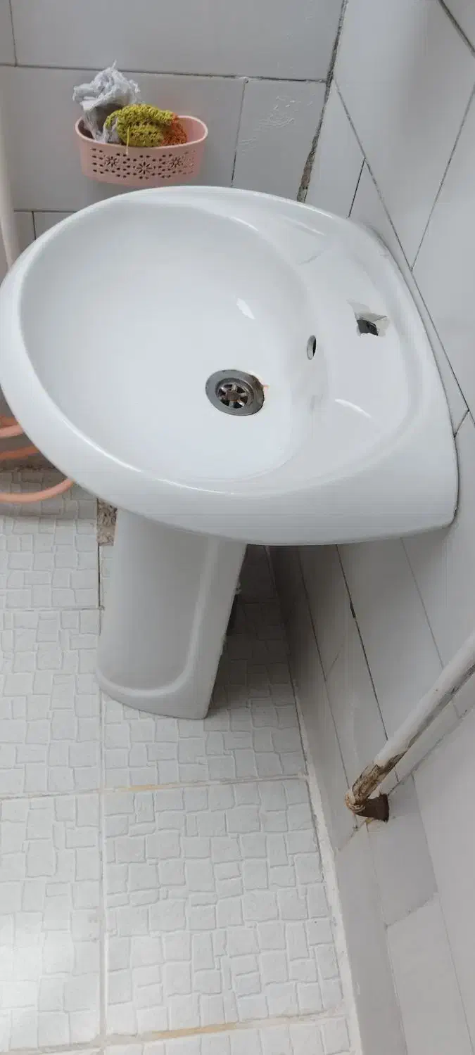 روشویی|لوازم سرویس بهداشتی|ساوه, |دیوار