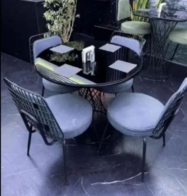 صندلی ناهارخوری فنسی و پلاستیکی ایوانا کافه/ گلشهر|میز و صندلی غذاخوری|کرج, گلشهر|دیوار