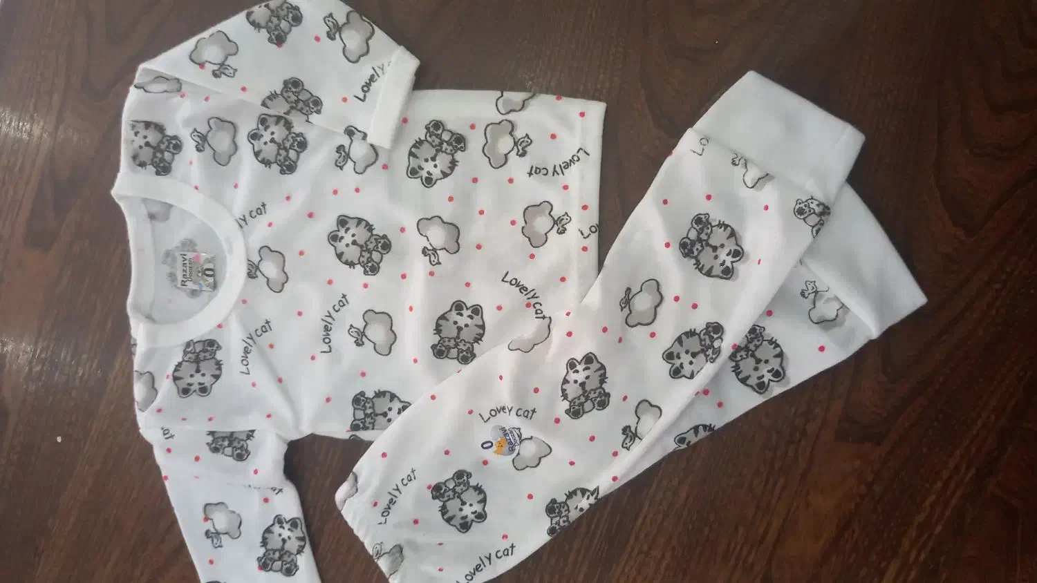 لباس نوزادی تکه ای|اسباب و اثاث بچه|کرمان, |دیوار