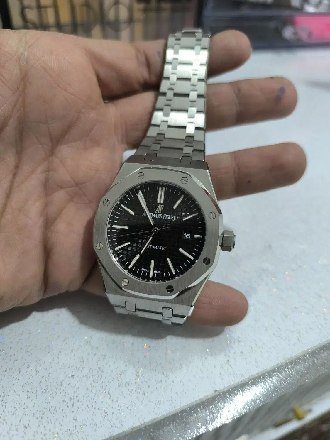 ساعت اودمار پیکه|ساعت|میانه, |دیوار