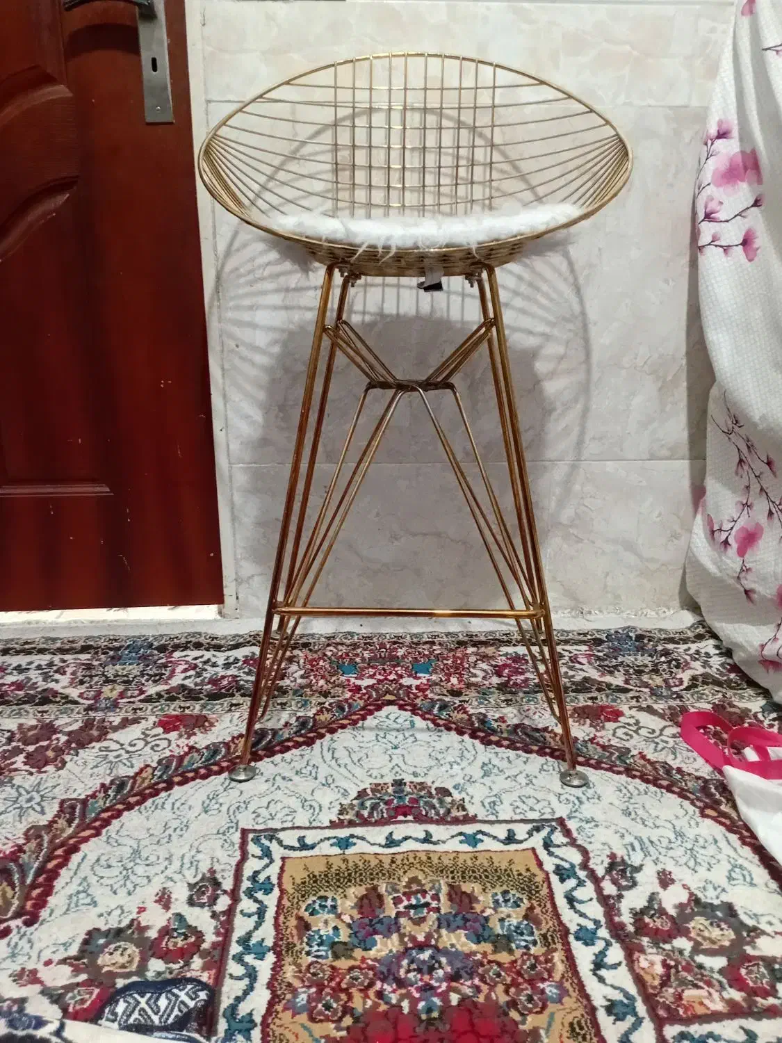 صندلی دکوری و عکاسی|صندلی و نیمکت|قم, نیروگاه|دیوار