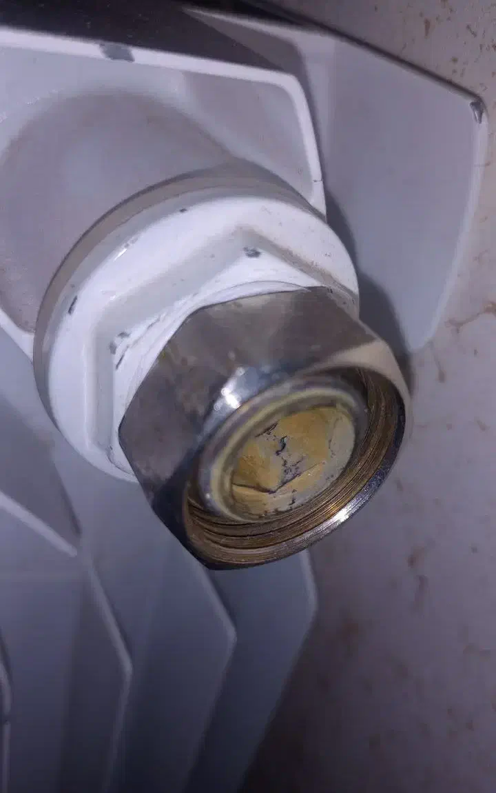 فروش ویژه رادیاتور شوفاژ (۱۵پره به قیمت ۱۰پره)|آبگرمکن، پکیج، شوفاژ|زنجان, |دیوار