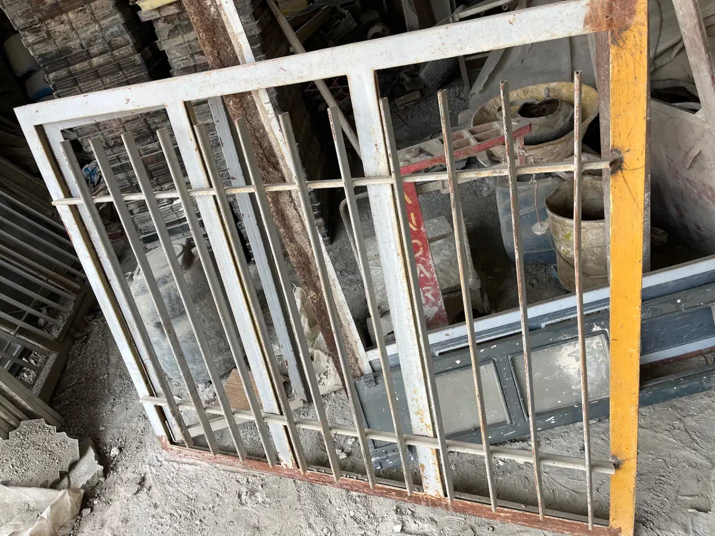 پنجره آهنی|مصالح و تجهیزات ساختمان|سلماس, |دیوار