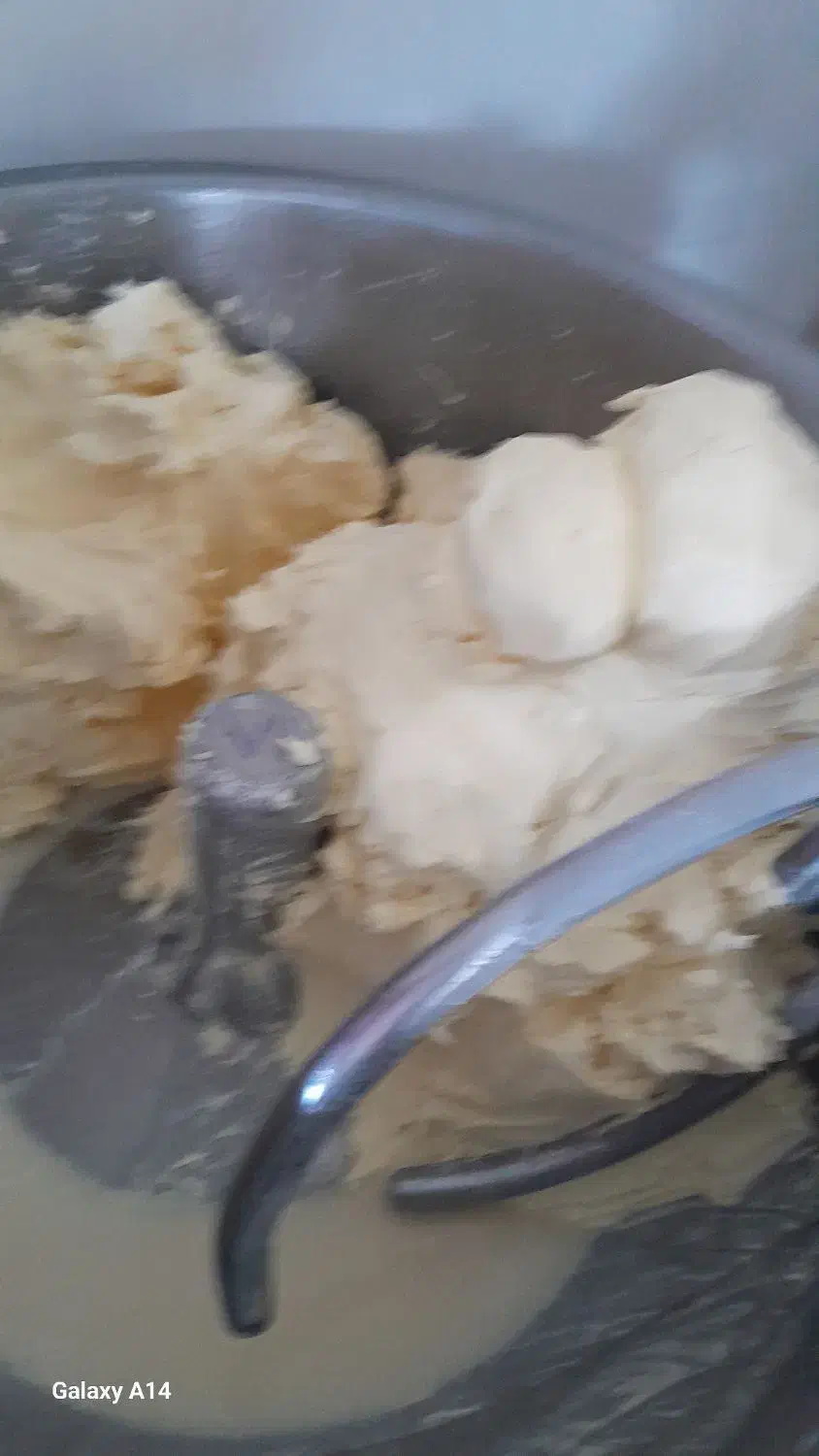 کره خامه|خوردنی و آشامیدنی|هشتگرد, شهرک وحدت|دیوار