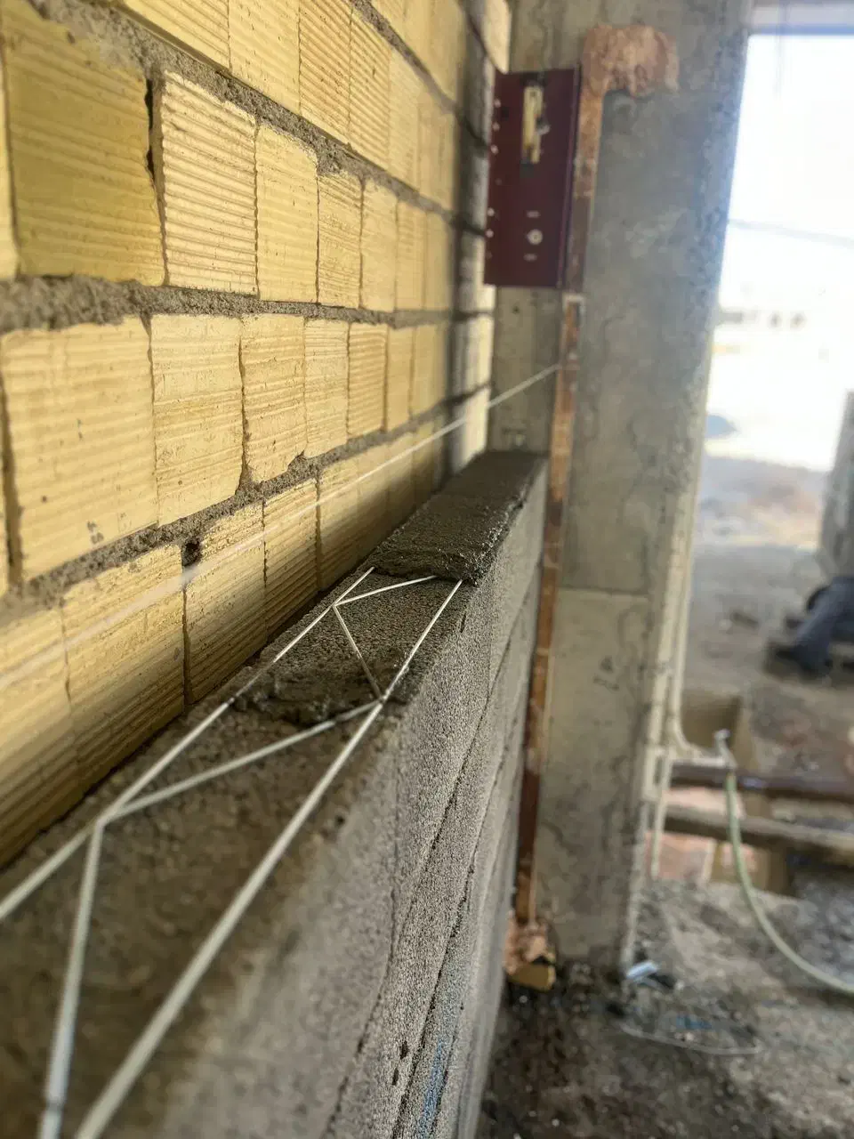 اجرای والپست، ناودانی و دیوارچینی با تیم حرفه ای|خدمات پیشه و مهارت|یزد, |دیوار