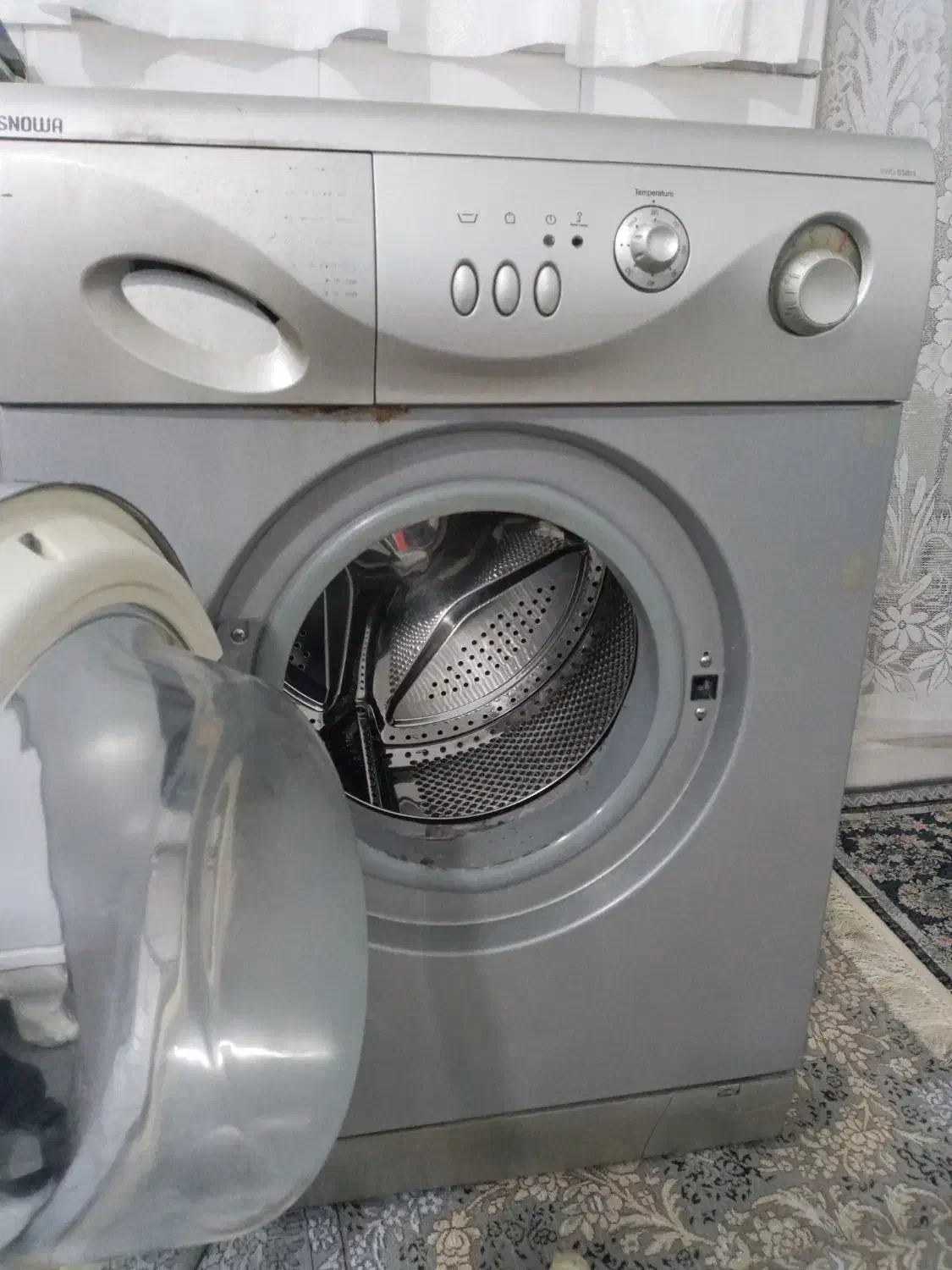 ماشین لباسشویی اسنوا|ماشین لباسشویی و خشک‌کن لباس|قم, شهرک فاطمیه|دیوار