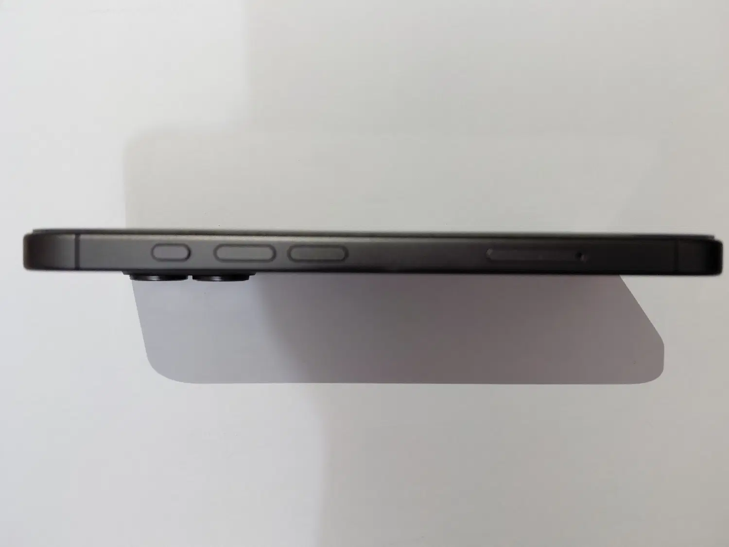 IPhone 17 normal|موبایل|قم, شهرک امام حسن|دیوار