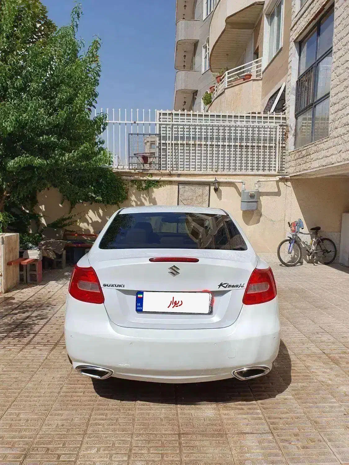 کیزاشی،فول فول رویال۲۰۱۲ سفید|خودرو سواری و وانت|تهران, قلهک|دیوار