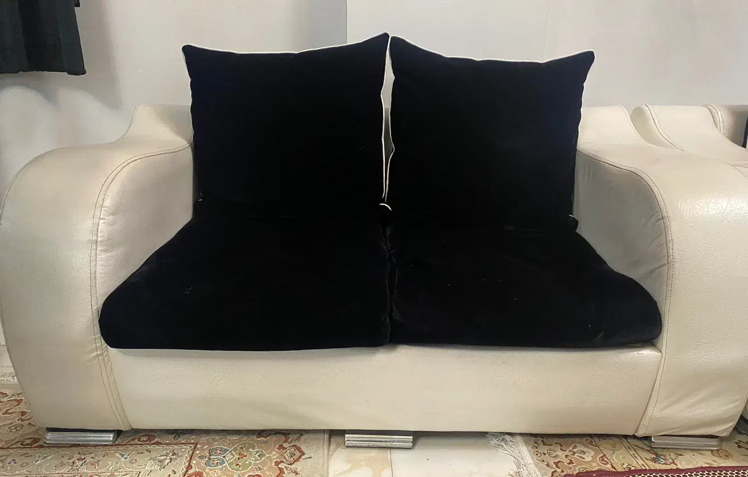 مبل راحتی|مبلمان خانگی و میز عسلی|تهران, آهنگران (سراسیاب دولاب)|دیوار