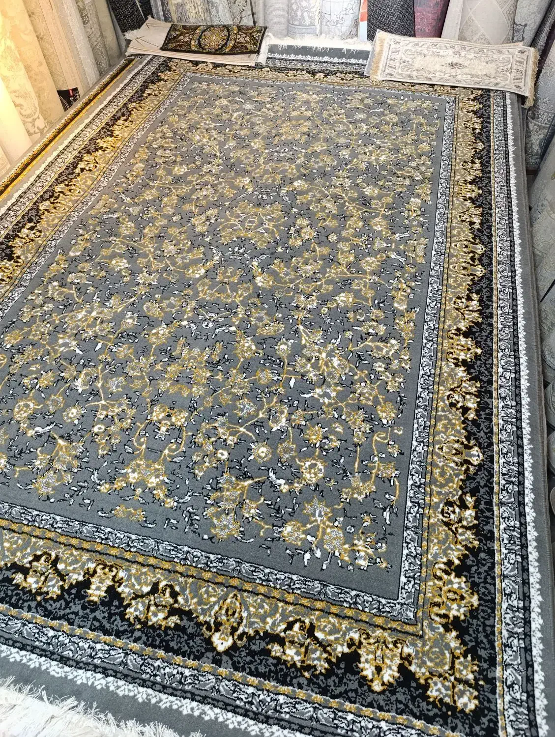 ۵۰۰ شانه ۲×۳ نقشه جدید رسید|فرش|سقز, |دیوار