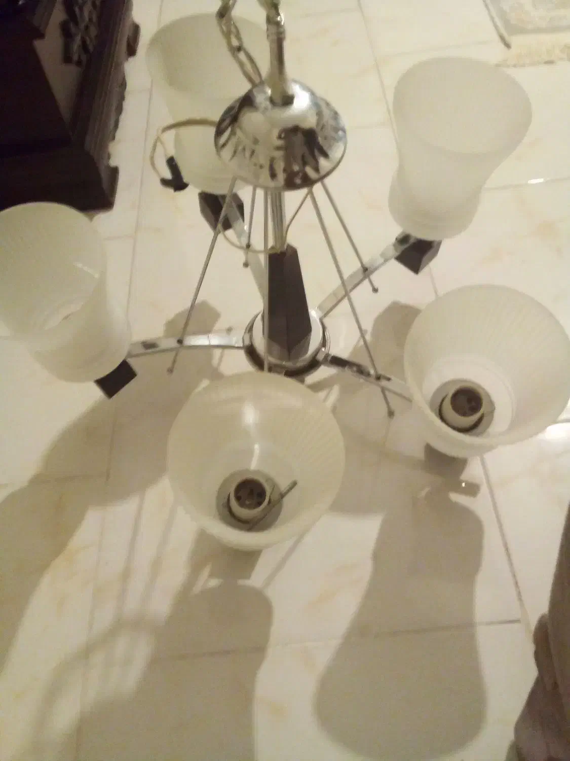 لوستر ۵شاخه سالم تمیز|لوستر و چراغ آویز|پردیس, فاز ۱۱|دیوار