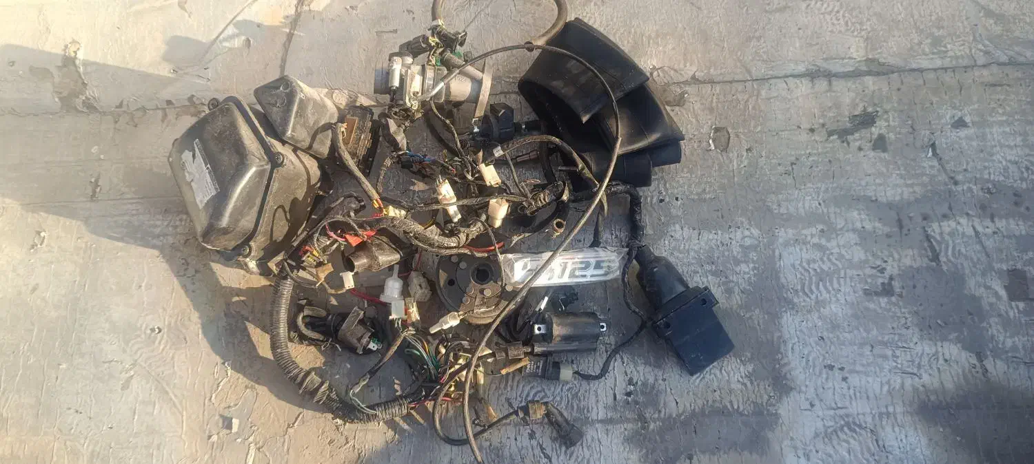 لوازم انژکتور ۱۲۵|قطعات یدکی و لوازم جانبی|شیراز, شهرک مهدیآباد|دیوار