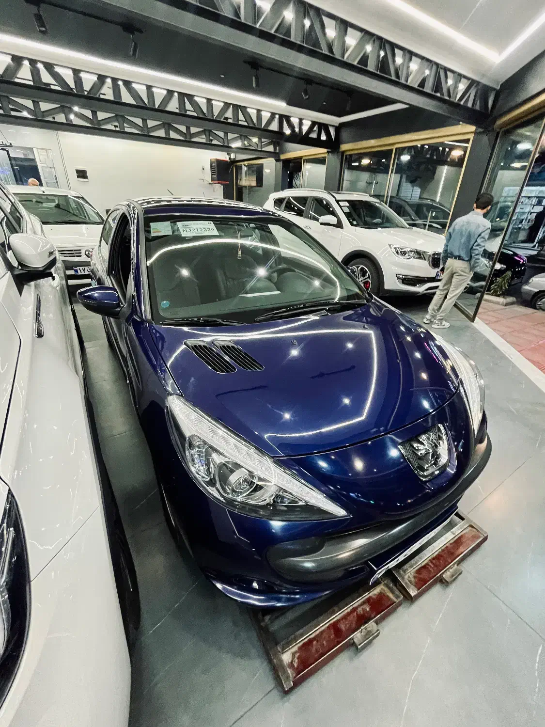 207 پانا سقف شیشه ای‌ ۱۴۰۱|خودرو سواری و وانت|مشهد, دانشجو|دیوار