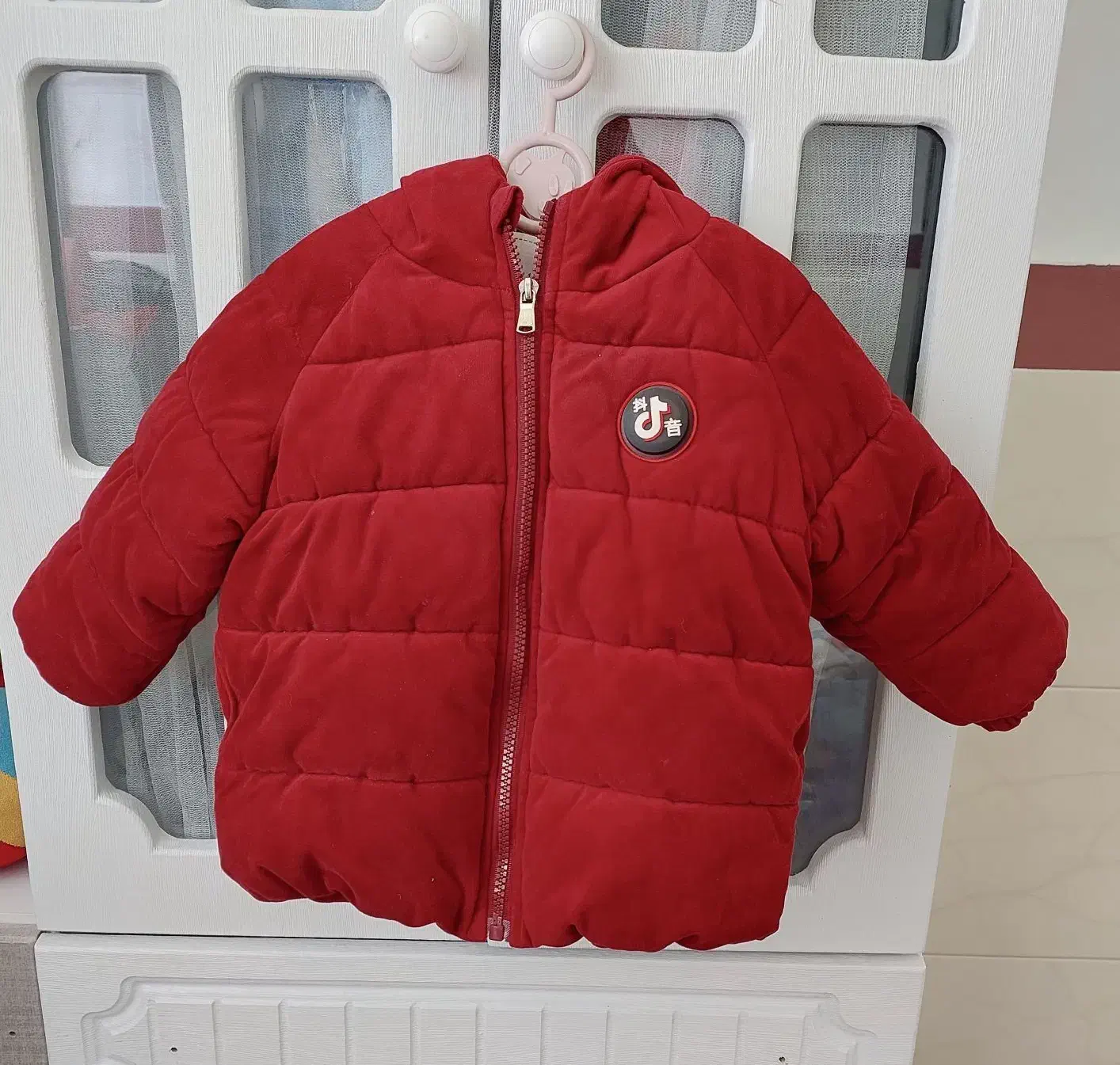 کاپشن بچگانه|کفش و لباس بچه|طبس, |دیوار