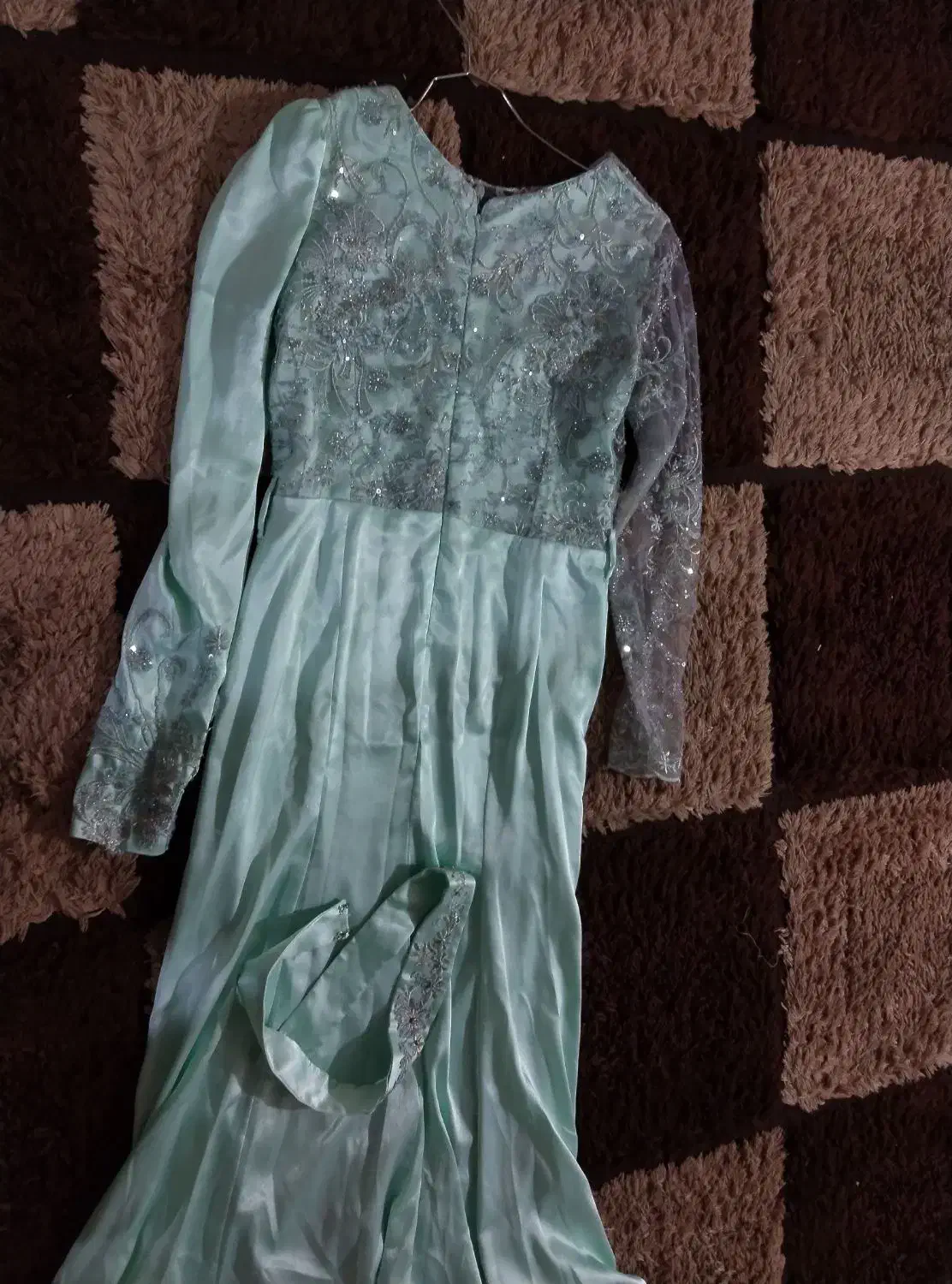 لباس مجلسی|لباس|ورامین, ورامین|دیوار