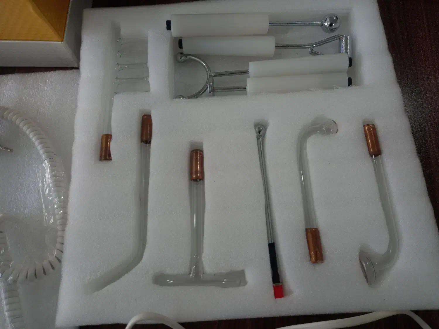 ماسک led دستگاه هیدرودرمی|آرایشگاه و سالن‌های زیبایی|دزفول, |دیوار