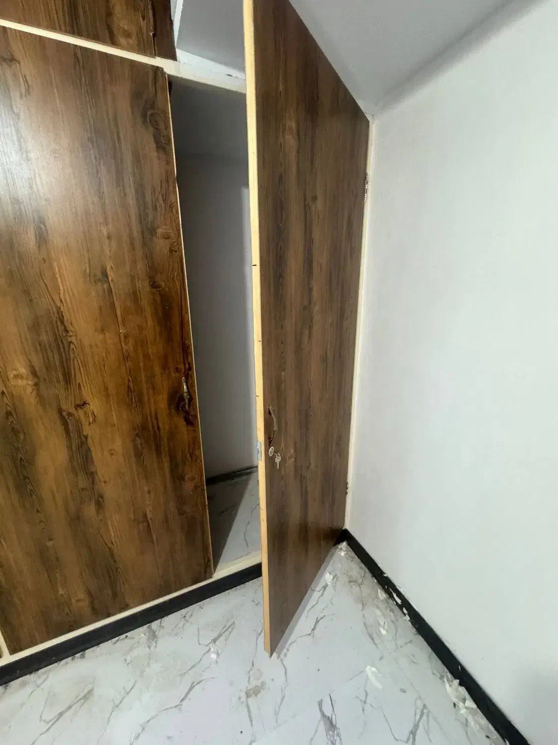 کمد دیواری/ کمد|جاکفشی، کمد، دراور|هشتگرد, فاز ۱ مهستان|دیوار