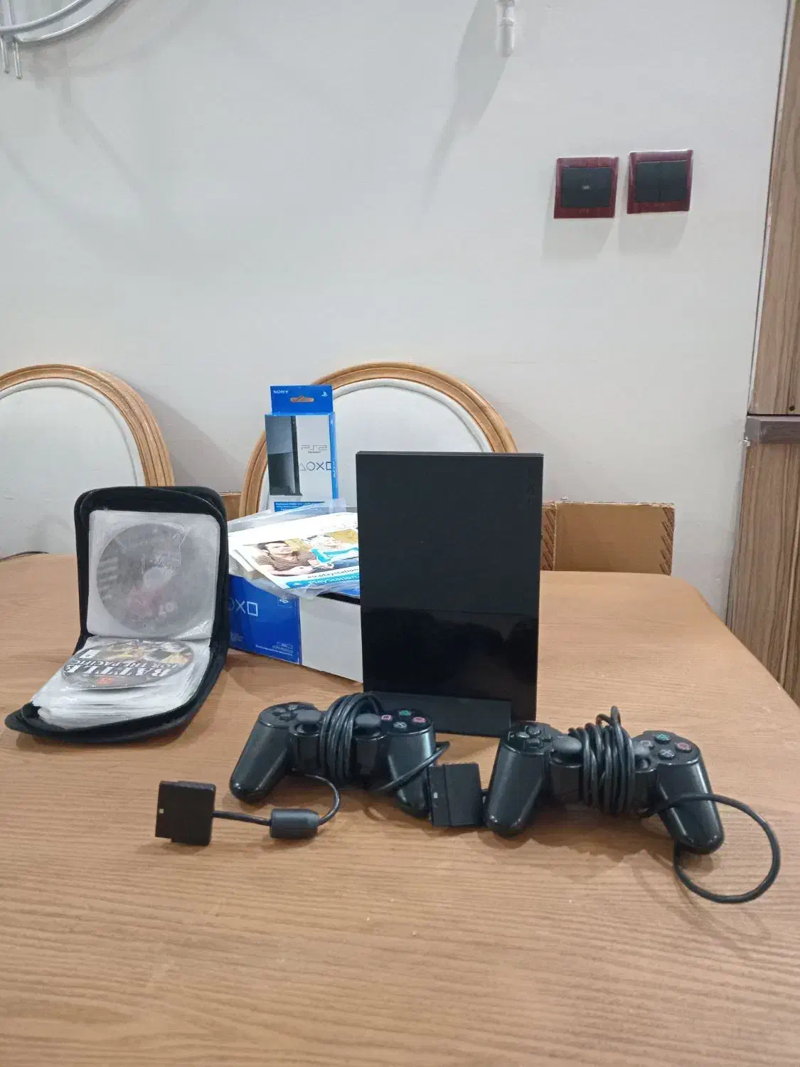 پلی استیشن ۲ در حد نو|کنسول، بازی ویدئویی و آنلاین|اندیشه, اندیشه فاز ۳|دیوار