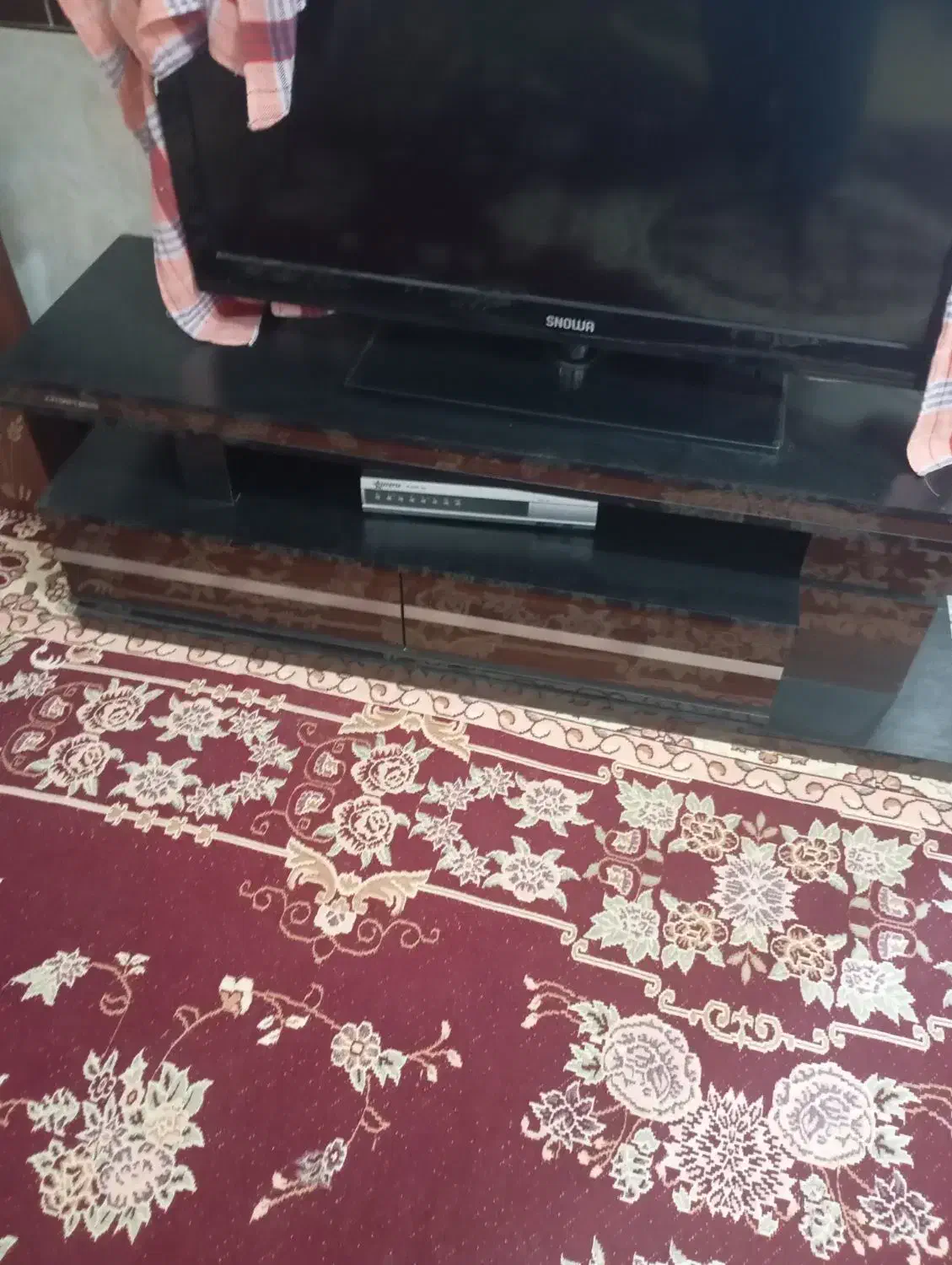 میز تلویزیون دو کشابه در حد نو ام دی آف|میز تلویزیون|امیدیه, |دیوار