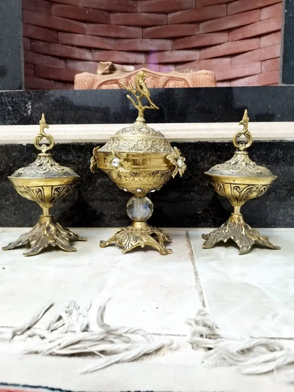 قندان و شکلات خوری برنجی|صنایع دستی و سایر لوازم تزئینی|تربتحیدریه, قائم|دیوار