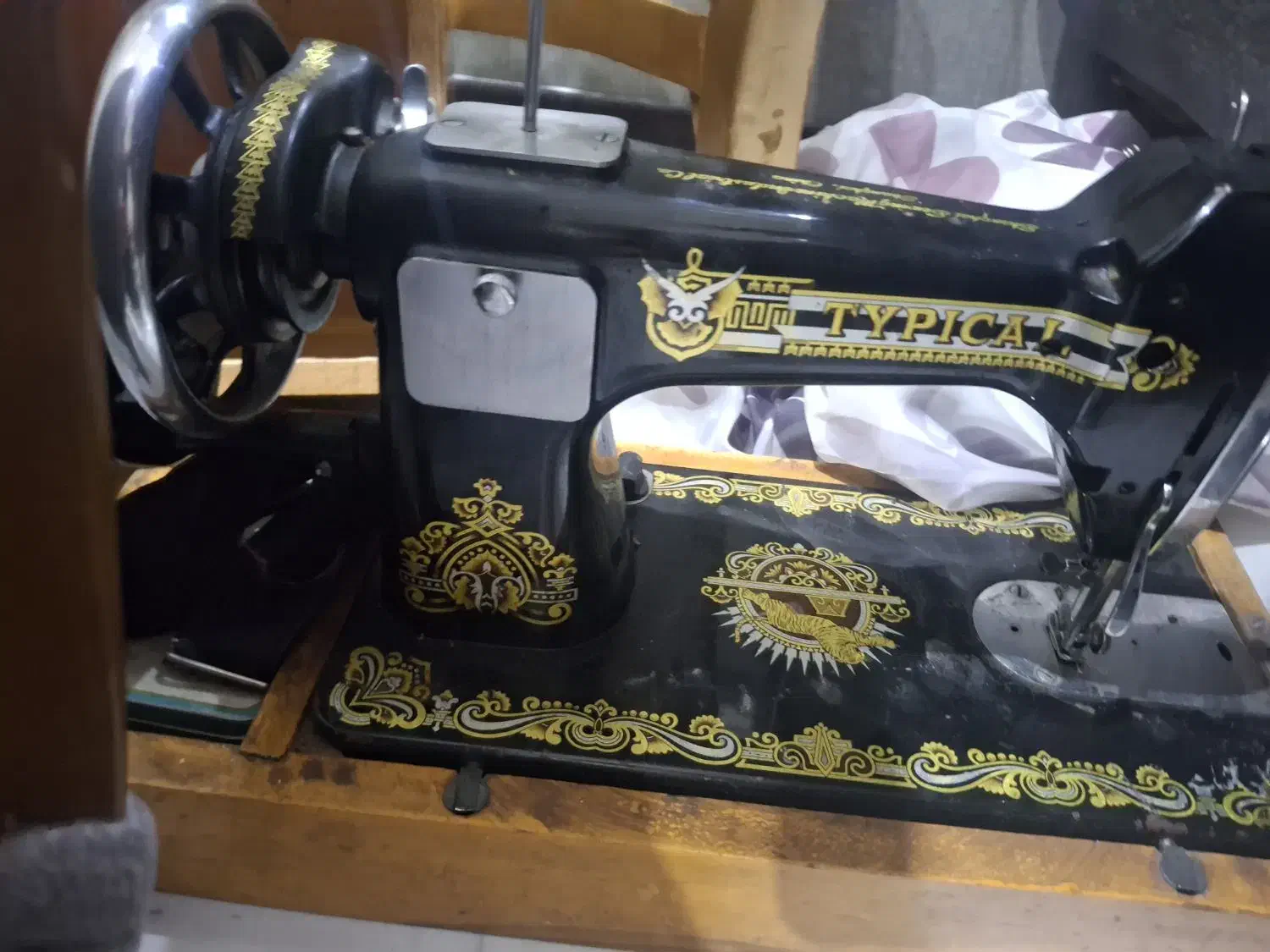 چرخ خیاطی نوستالژی. درحدنو کار.بدون کوچکترین آسیب|چرخ خیاطی و ریسندگی|گرمسار, |دیوار