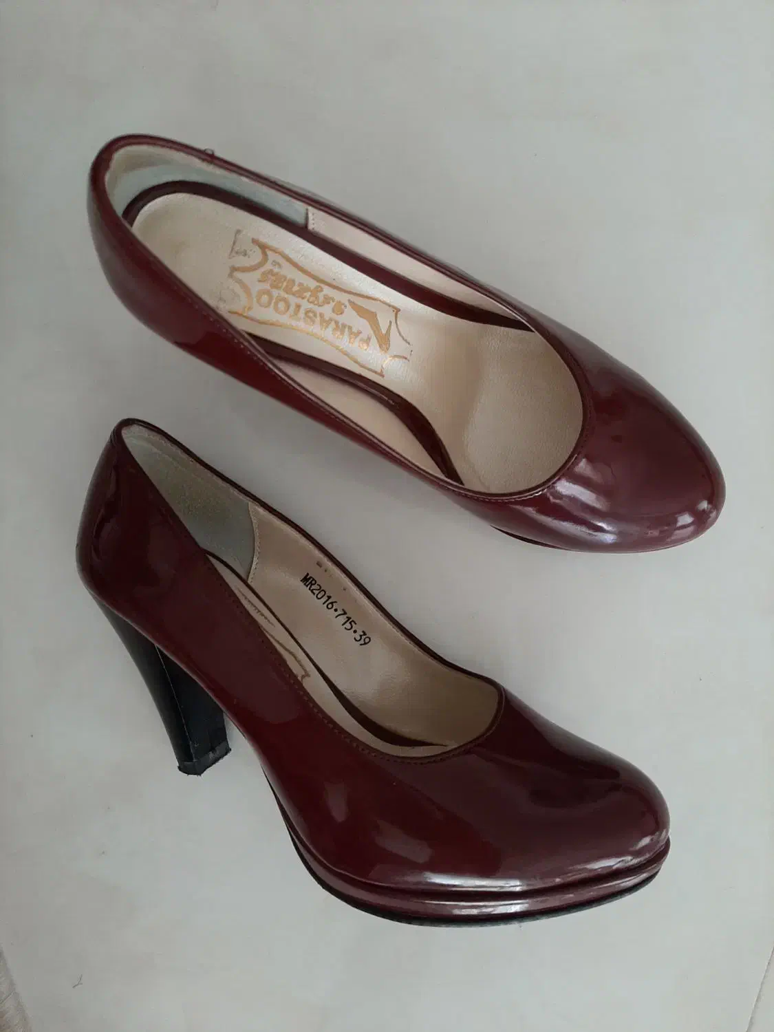 کفش از سایز 36 تا 40|کیف، کفش، کمربند|کاشان, کوی اداره گاز|دیوار