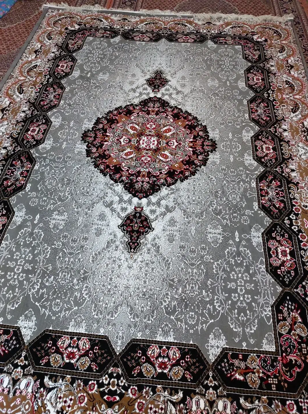 فرش ۱۲ متری نو|فرش|اردبیل, |دیوار