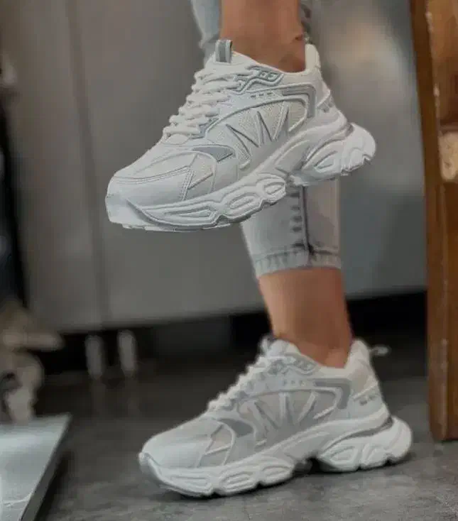 کفش کتونی|کیف، کفش، کمربند|خوانسار, |دیوار