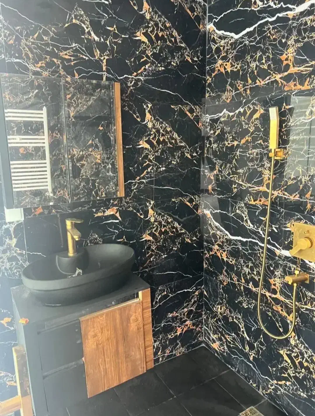 واحد ۱۱۳ متر/کلید در اختیار/بسیار خوش نقشه|فروش آپارتمان|تهران, قبا|دیوار