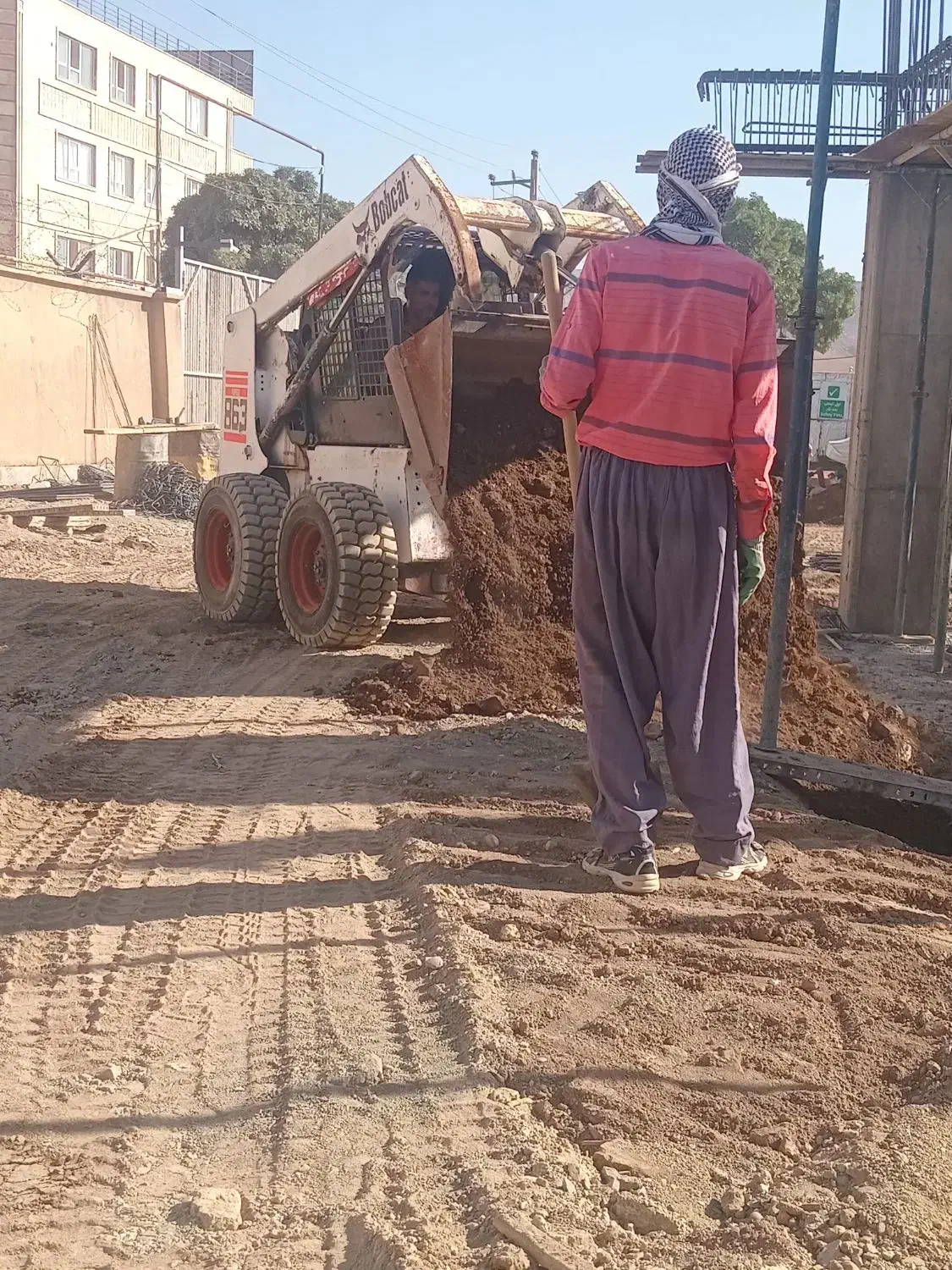 حمل نخاله با نیسان و بابکت|خدمات حمل و نقل|سنقر, |دیوار