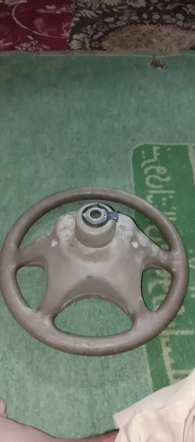 یک عدد هست هرکس خواست رنگ بزنه|قطعات یدکی و لوازم جانبی|زابل, |دیوار