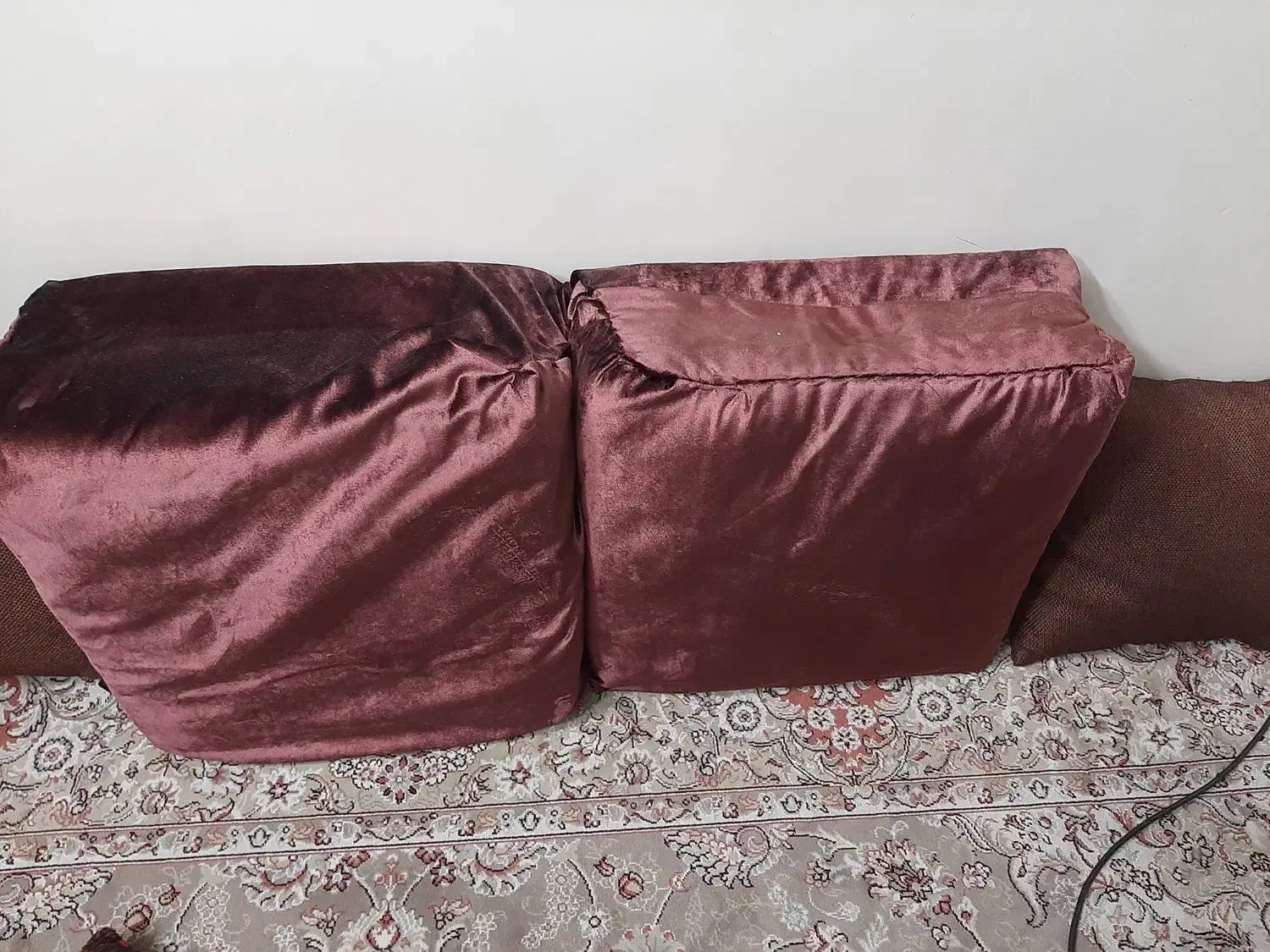 پشتی و بالشت طبی|پشتی|تهران, سنگلج (شاپور)|دیوار