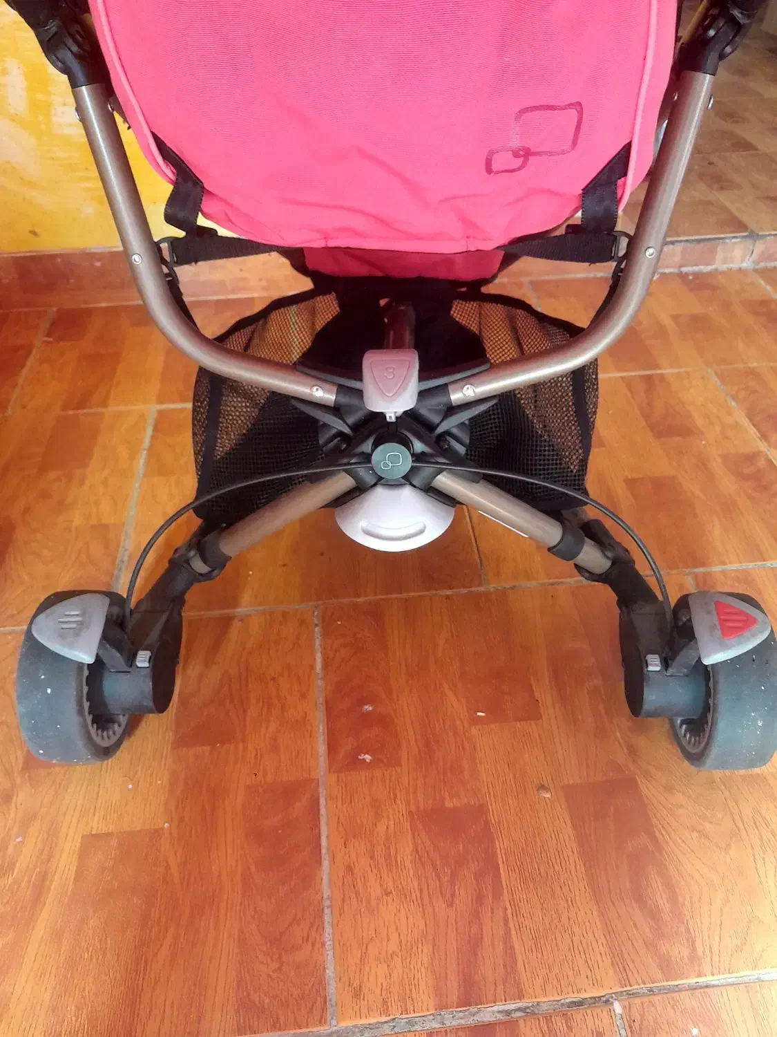 کالسکه پر کاربرد داخل کابین Maxi cosi Quinny Zapp|کالسکه و لوازم جانبی|ارومیه, |دیوار