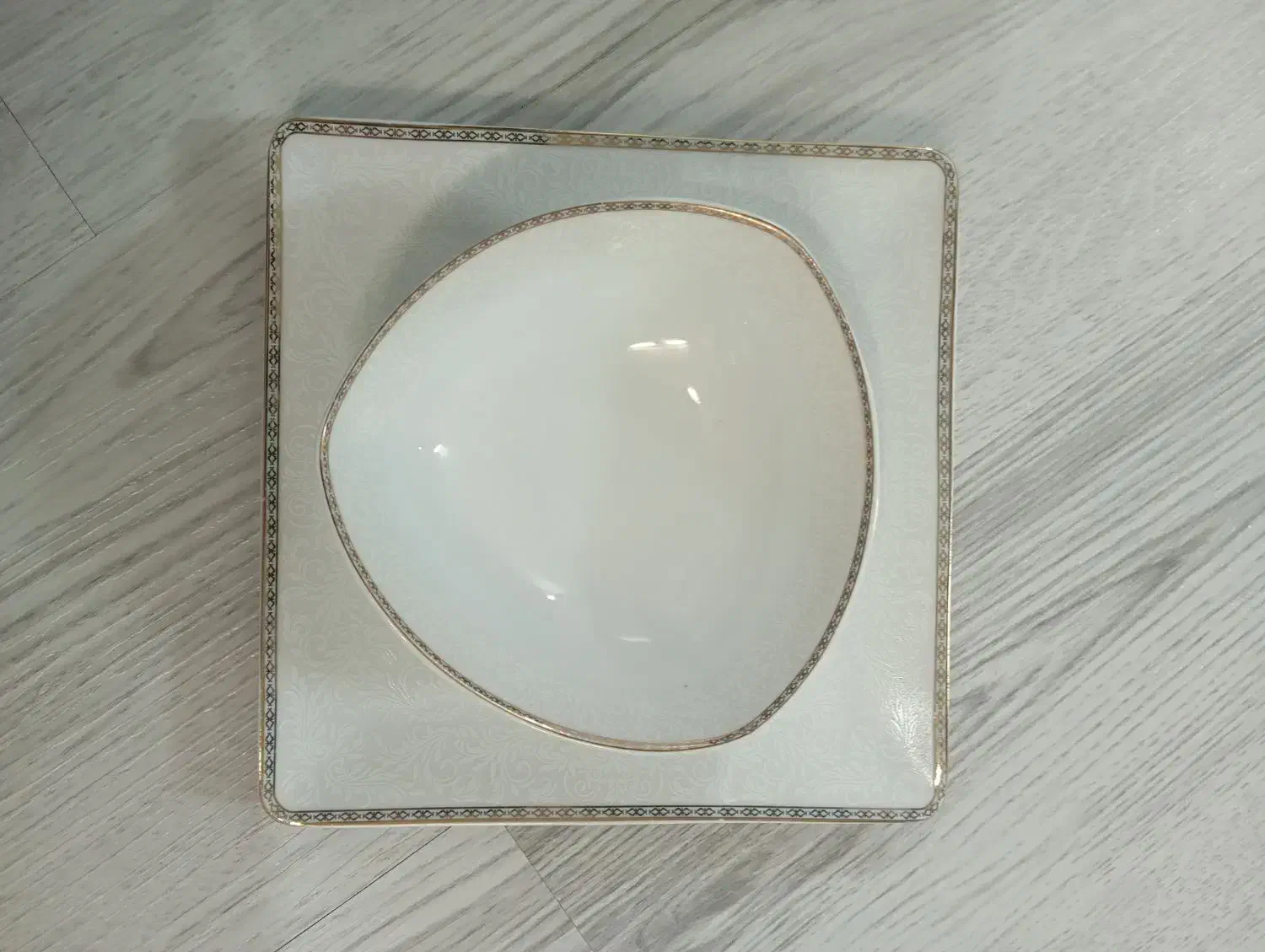 سرویس چینی|ظروف سرو و پذیرایی|مشهد, تربیت (صدف)|دیوار