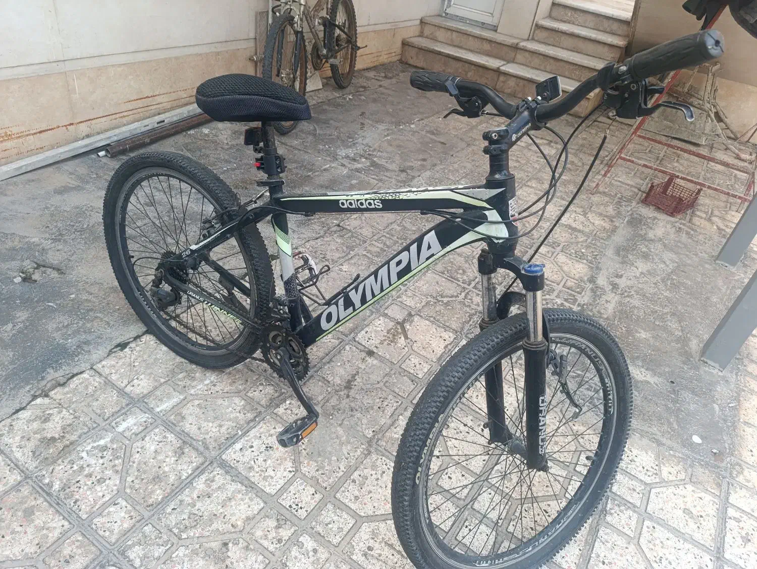 دوچرخه 26 المپیا تمیز|دوچرخه، اسکیت، اسکوتر|گنبد کاووس, |دیوار