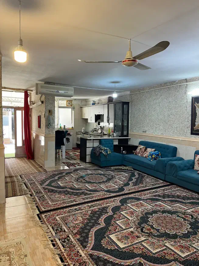 ۲۰۰متر ویلایی ۱۲۰ متربنا گلشهر۳۲طالقانی۳ فروشی|فروش خانه و ویلا|گرگان, |دیوار