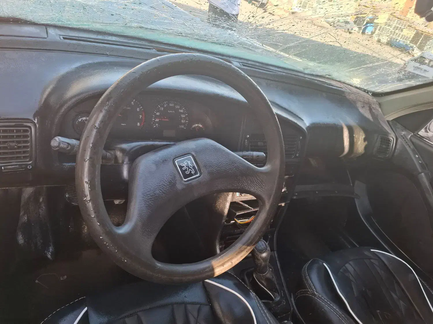 پژو405تصادفی مدل88 تک سوز|خودرو سواری و وانت|اراک, |دیوار