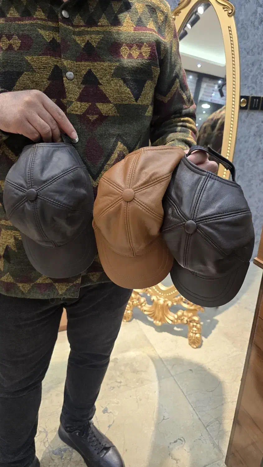 کلاه چرمی|کیف، کفش، کمربند|اردبیل, |دیوار