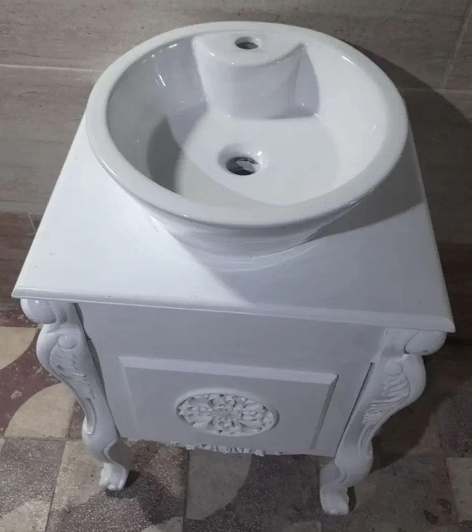 روشویی کابینتی جنس PVC پی وی سی|لوازم سرویس بهداشتی|شیراز, کوشک میدان|دیوار