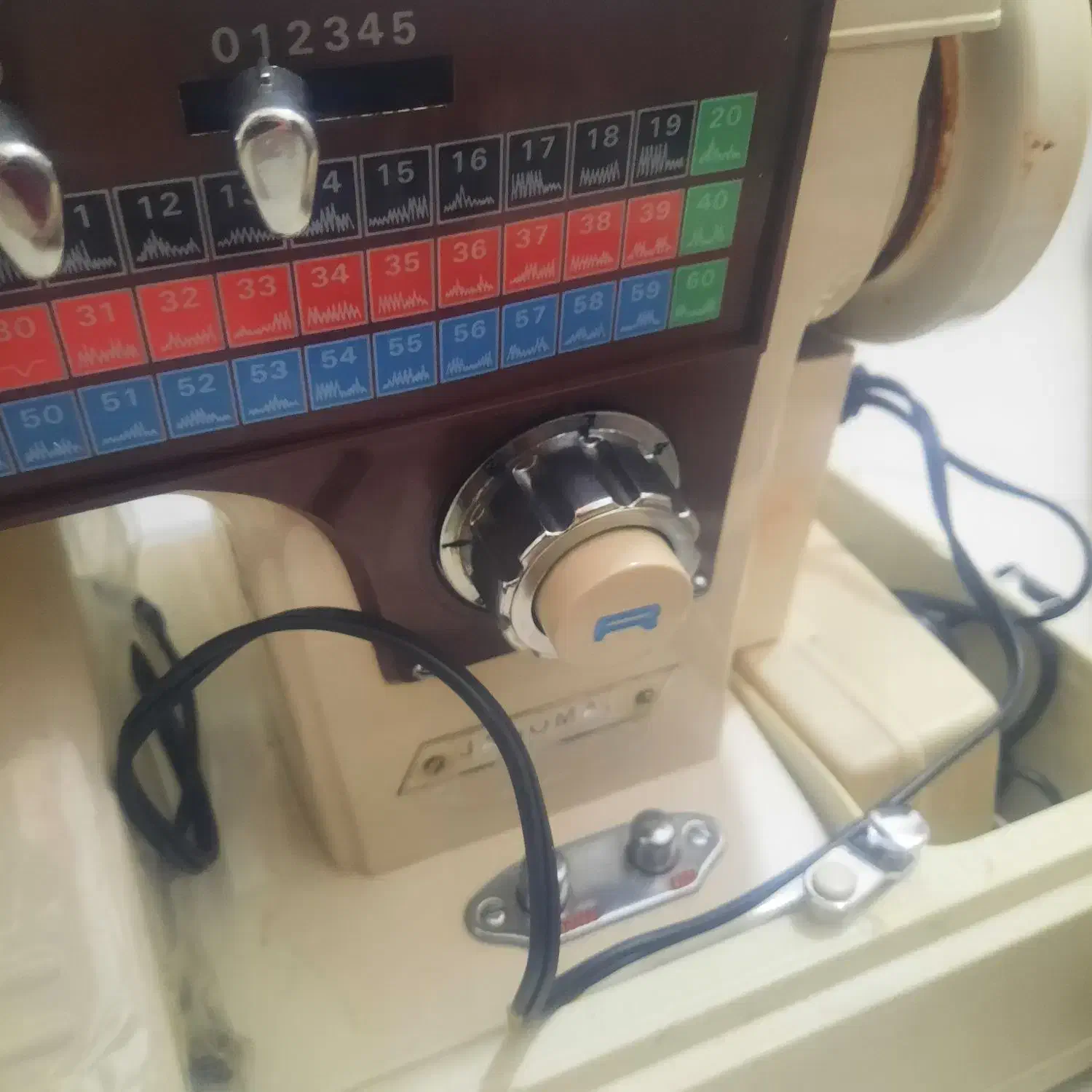 چرخ خیاطی|چرخ خیاطی و ریسندگی|سمنان, |دیوار