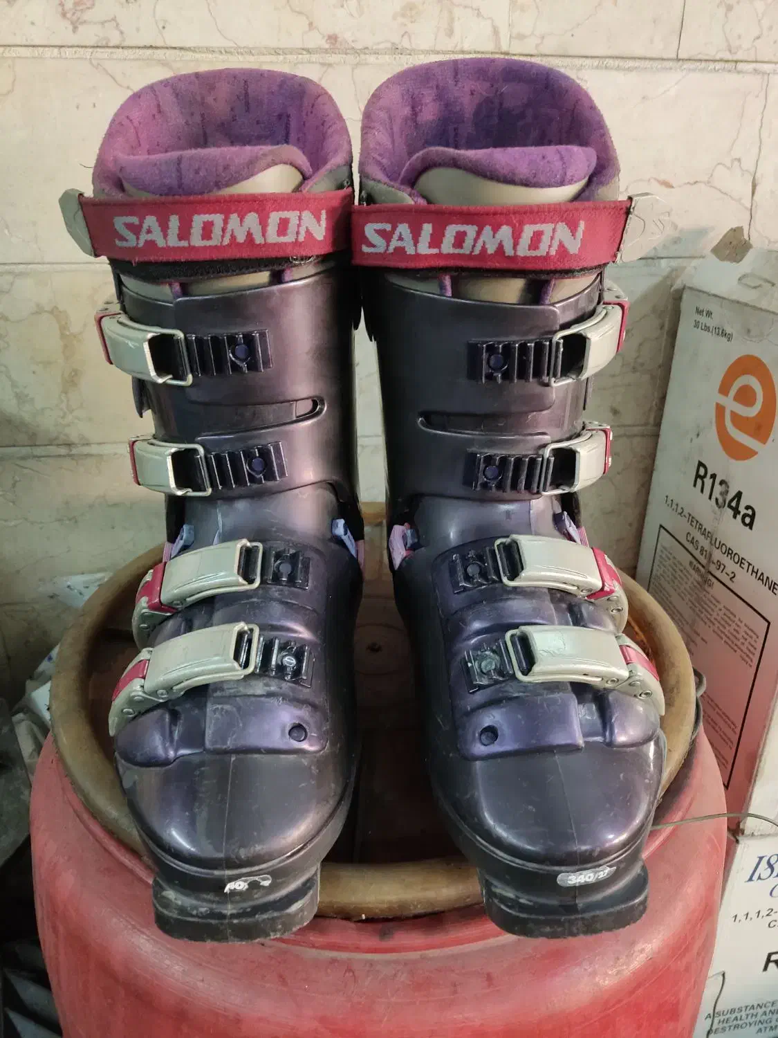 کفش اسکی|ورزشهای زمستانی|ری, شهادت|دیوار