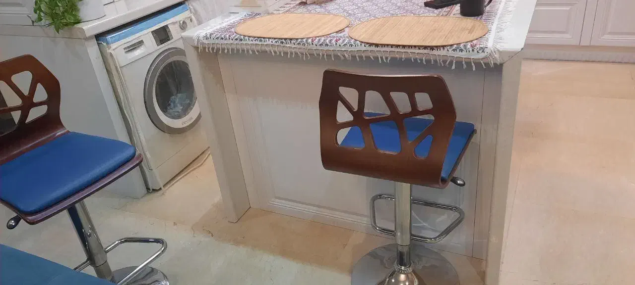 کابینت جزیره و کانتر آشپزخانه با ۴ عدد صندلی گردان|میز و صندلی غذاخوری|تهران, تهرانپارس غربی|دیوار