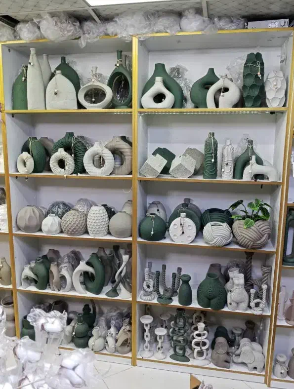 گلدان و شمعدان با تنوع بالا|مجسمه، تندیس، ماکت|تهران, تهرانسر شرقی|دیوار