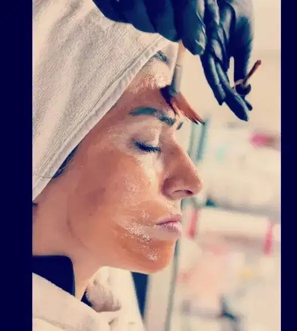 پاک سازی پوست ب طور تخصوصی|خدمات آرایشگری و زیبایی|کرج, گوهردشت|دیوار