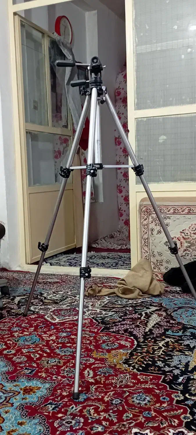 پایه دوربین|دوربین عکاسی و فیلم‌برداری|کرج, اسلام‌آباد|دیوار