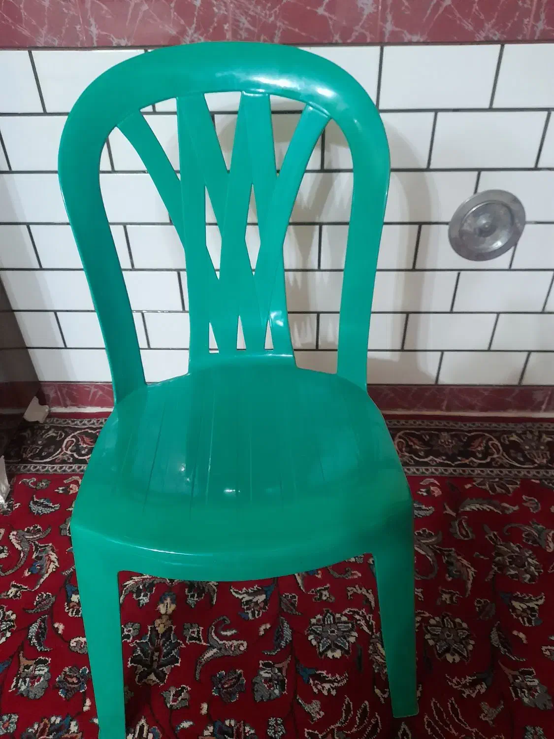 یک دونه صندلی|صندلی و نیمکت|دزفول, |دیوار