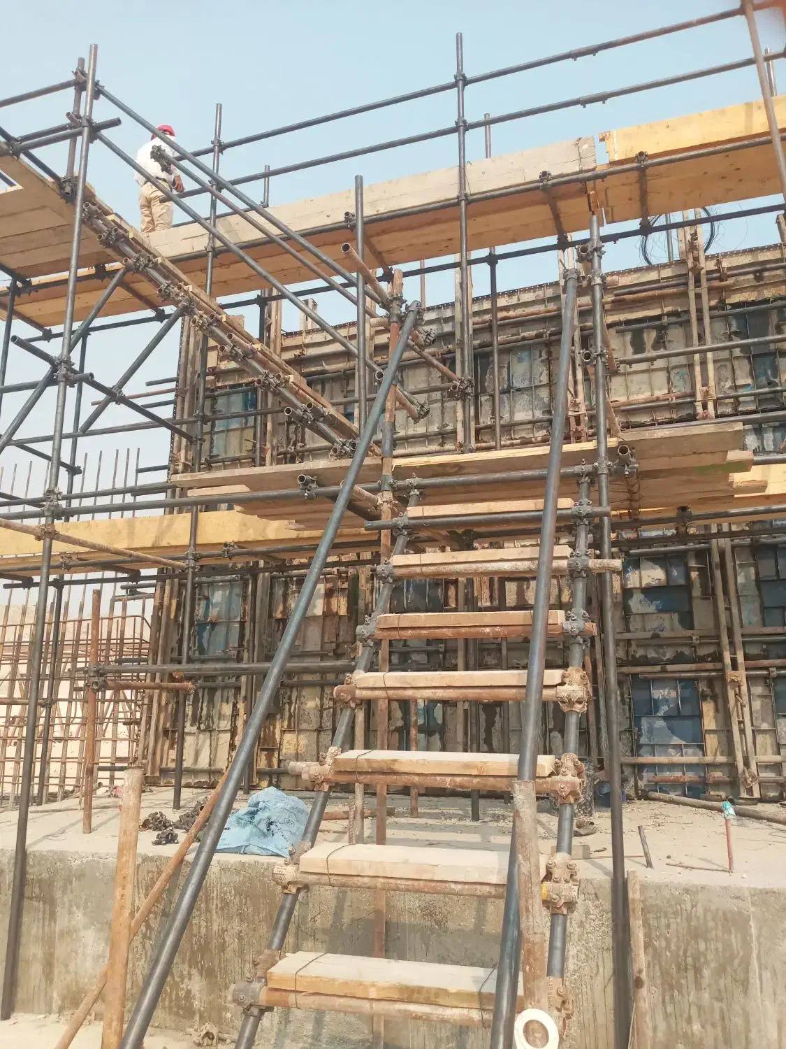 داربست فلزی انشان|خدمات پیشه و مهارت|عسلویه, |دیوار