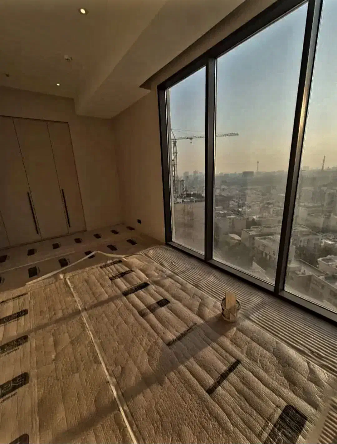 نیازمند خانم نظافتچی خانوم خدمتکار منشی|استخدام سرایداری و نظافت|تهران, هروی|دیوار