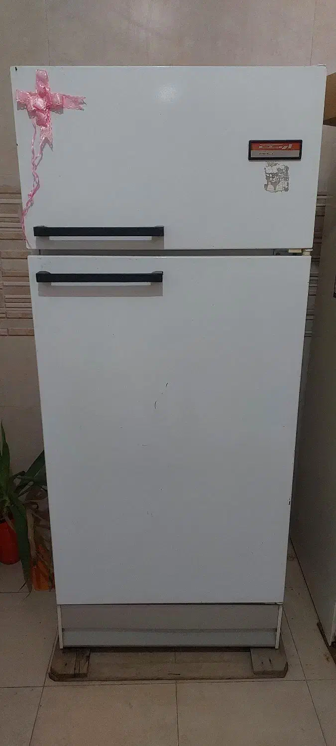 یخچال باقدرت مناسب خانه و ده|یخچال و فریزر|یزد, |دیوار